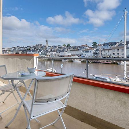 Sur Le Quai De Pornic, Appartement Pour 4 Exterior photo